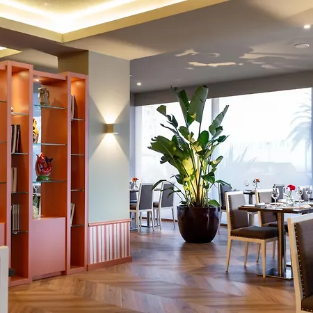 Hotel Baia 4*