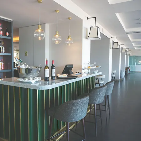 Baia Hotel 4*
